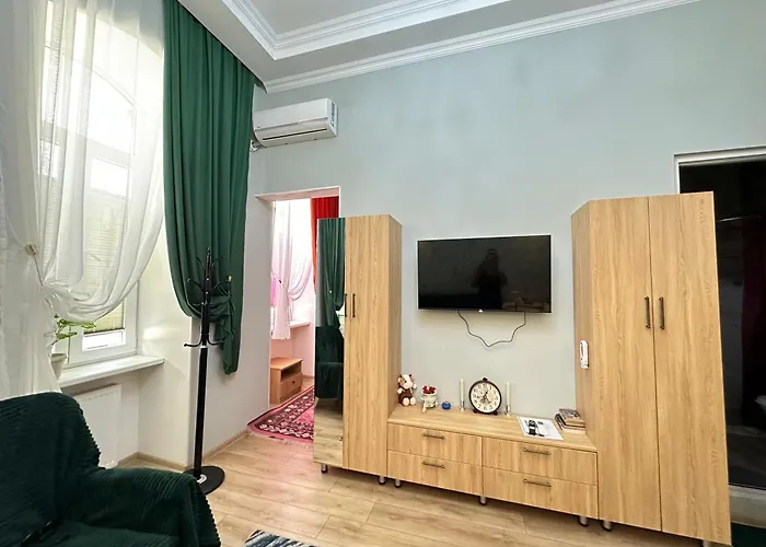 Silver Rooms